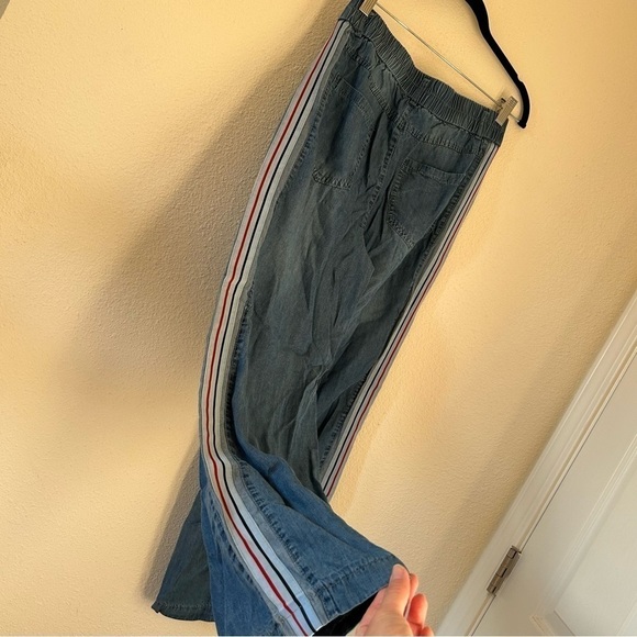 Coeur De Vague Blue Chambray Side Stripe Wide Leg Pants Women Medium - Picture 7 of 8